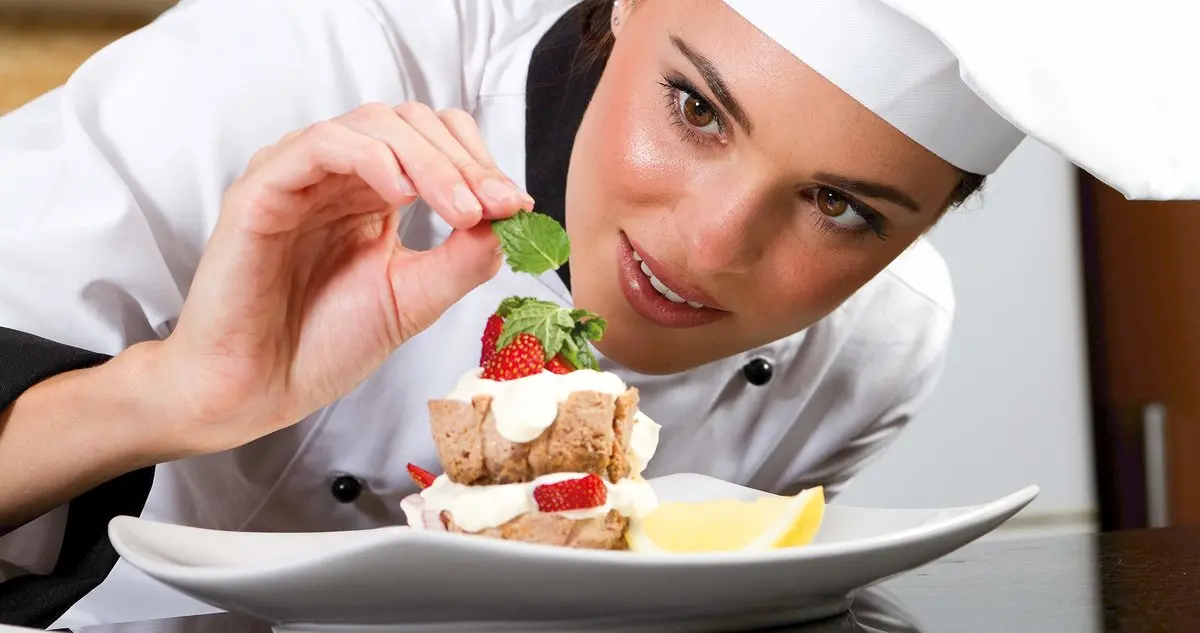 تولید، آموزش و تجهیز؛ راه‌حلی جامع برای راه‌اندازی صفر تا صد رستوران‌ها و کافه‌ها