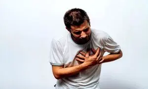 چرا تپش قلب دارید؟ دلایلی که باورتان نمی‌شود