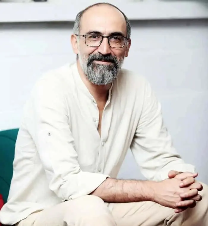 فرصت‌طلبی تکنوپی از ماجرای پول قرض دادن حجازی‌فر