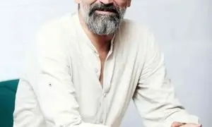 فرصت‌طلبی تکنوپی از ماجرای پول قرض دادن حجازی‌فر