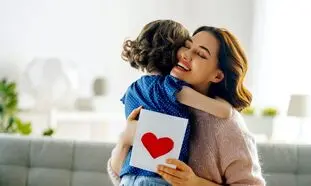معرفی بسته‌های ویژه همراه اول برای روز مادر