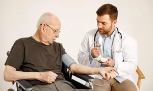 به جای احساس گناه از والدین سالمند در خانه آگاهانه مراقبت کنیم