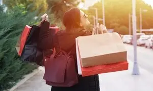 رونمایی ایران‌کیش از «کاسب» با امکان خرید اعتباری تجهیزات کسب‌وکار