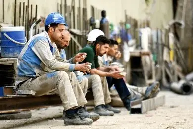 هشدار درباره موج تعطیلی کارخانه‌های کوچک در سال ۱۴۰۵
