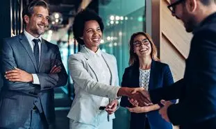 برگزاری سومین رویداد برند کارفرمایی با حمایت آکادینو در کتابخانه ملی 