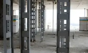 نقش حیاتی وال پست در مقاوم‌سازی دیوارها و ایمنی ساختمان