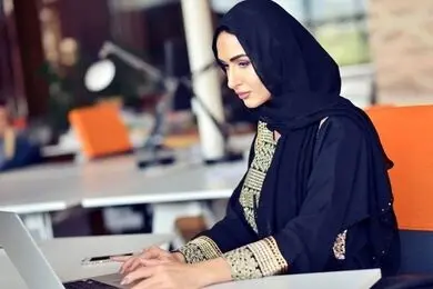زنان زودتر از دیگران شغل خود را از دست می‌دهند