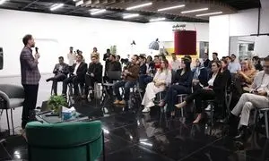 هشتمین رویداد راویا با موضوع هوش مصنوعی در بازاریابی صنعت مد و فشن برگزار شد