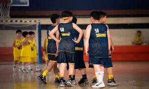 قهرمانی تیم مینی عقاب در فینال بسکتبال زیر ۱۲ سال