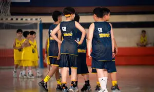 قهرمانی تیم مینی عقاب در فینال بسکتبال زیر ۱۲ سال