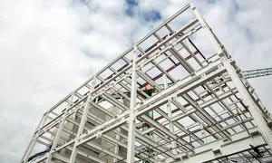 پیش‌بینی قیمت پروفیل در فصل ساخت‌وساز؛ آیا باید ذخیره کرد یا منتظر ماند؟