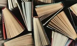 معرفی پرفروش‌ترین کتاب‌های نشر نی در مهرماه ۱۴۰۴