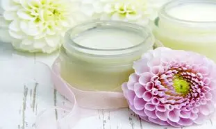 ۳ لایه بردار ملایم برای افرادی که پوست حساس دارند