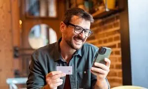مهرکام با معرفی چهار محصول جدید وارد دومین سال فعالیت شد