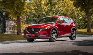 فروش اقساطی خودرو؛ راهکاری هوشمند برای خرید ماشین در شرایط اقتصادی امروز