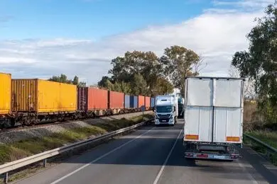 مسیرهای جایگزین، راه نجات تجارت در بحران
