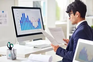 ۳ تفاوت اصلی مدیریت مالی شخصی و فروشگاهی