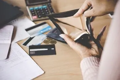 آیا موج ورشکستگی در راه است؟