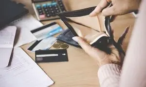 آیا موج ورشکستگی در راه است؟