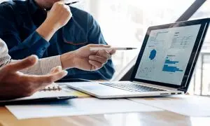 چرا مشاوره تخصصی در بازار ارز دیجیتال ضروری است