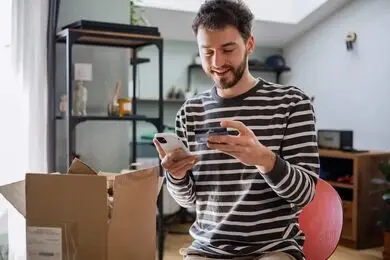 خرده‌فروشی آنلاین و بازار ۸۸.۸ همتی اینستاگرام