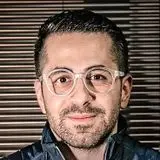 کامیاب  فرهادی 