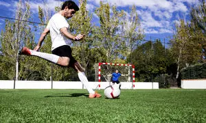 «کیمدی فوتبال» با اجرای محمد بحرانی به نمایش خانگی می ‌آید