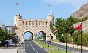 عمان در جایگاه 15 سال قبل امارات قرار دارد 