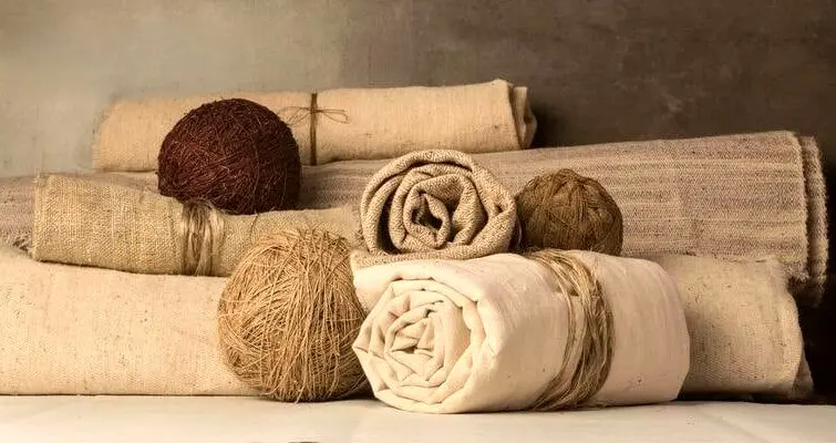 ۴ دلیل برای اینکه لباس با جنس پارچه الیاف طبیعی را انتخاب کنید