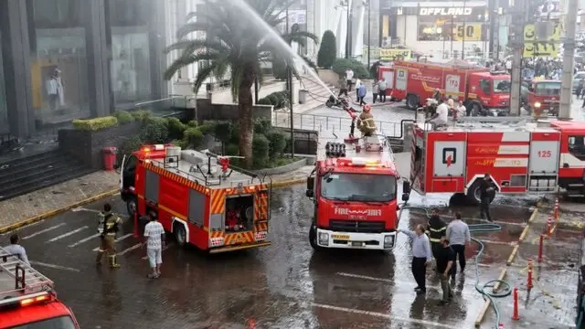 آتش ‌سوزی گسترده در فروشگاه «ایران کتان» نمک ‌آبرود