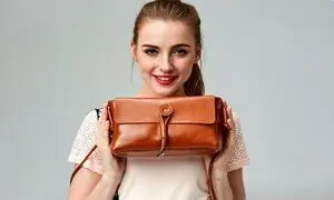 ۵ کیف چرم دوشی زنانه با طراحی خاص و منحصربه فرد