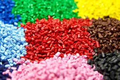 از پتروشیمی تا صنایع غذایی؛ پلیمرها چه نقشی در زندگی روزمره دارند؟