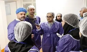 بازدید دانشجویان دانشگاه شهید بهشتی از داروسازی ابوریحان