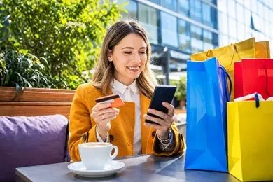 خرید اعتباری؛ راهی برای عقب نماندن از تورم