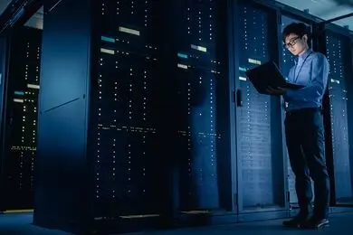 اسپارا با تکیه بر آموزش و زیرساخت مناسب به دنبال جذب استعدادهای حوزه فناوری