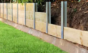 نقش حیاتی وال پست در مقاوم‌سازی دیوارها و ایمنی ساختمان