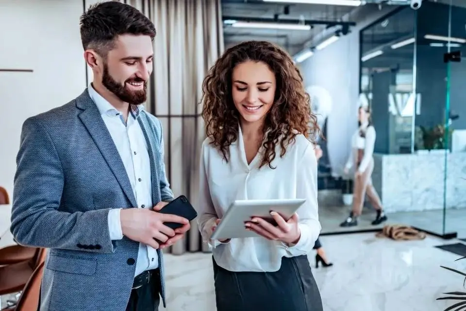 آسیاتک ۳۴۰ میلیارد تومان درآمد کسب کرد