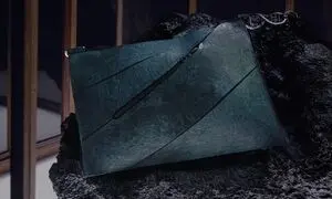 ۱۱ روش‌ مراقبت و نگهداری از محصولات چرمی