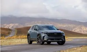 تحویل اولین مزدا سی ایکس-50 به جانبازان