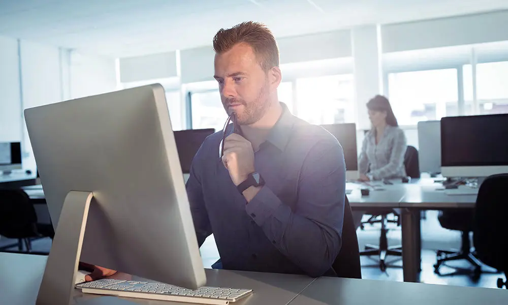 عرضه رایگان دوره‌های آموزشی مکتب‌خونه