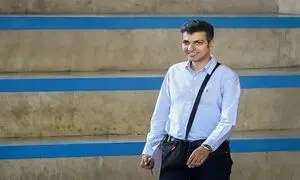تمدید همکاری مای با عادل فردوسی‌پور و تیم رسانه ورزش