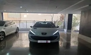 عوامل تعیین‌کننده قیمت پژو ۲۰۷ در بازار آزاد