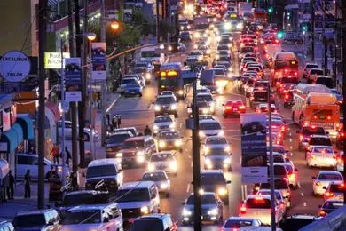 راهکارهای عملیاتی برای کاهش ترافیک شهری و جاده ای