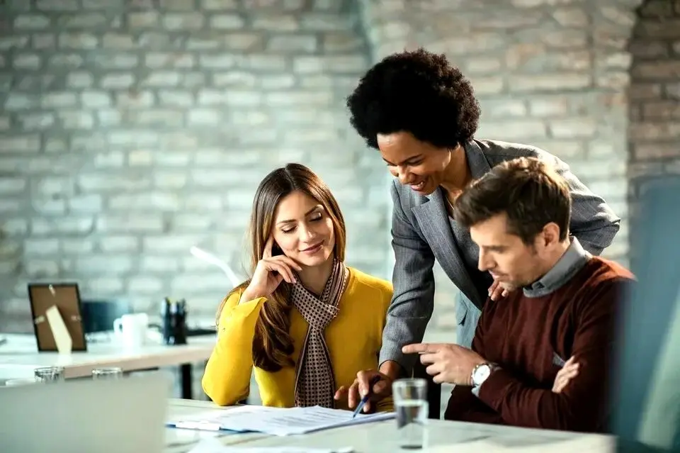 افزایش فروش و جذب مشتری در کسب و کارهای اینترنتی و آنلاین