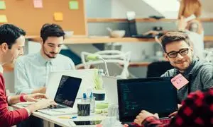 آروان کلاد چگونه از کسب و کارهای نوپا حمایت می کند؟