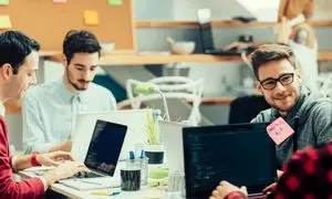 آروان کلاد چگونه از کسب و کارهای نوپا حمایت می کند؟