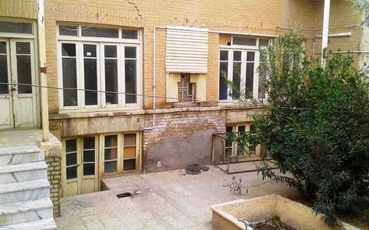 قیمت خانه کلنگی در محدوده خزانه و ترمینال جنوب چند؟