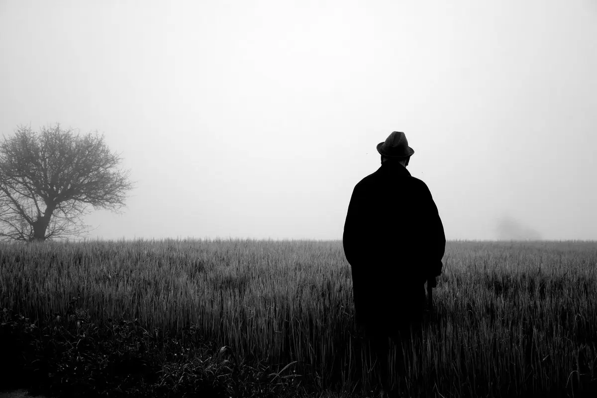 انتشار اختصاصی کتاب صوتی «بی‌ آتشی» با روایتگری سروش صحت و علی مصفا