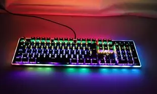 رونمایی لاجیتک از کیبورد خورشیدی با عمر باتری ۱۰ ساله